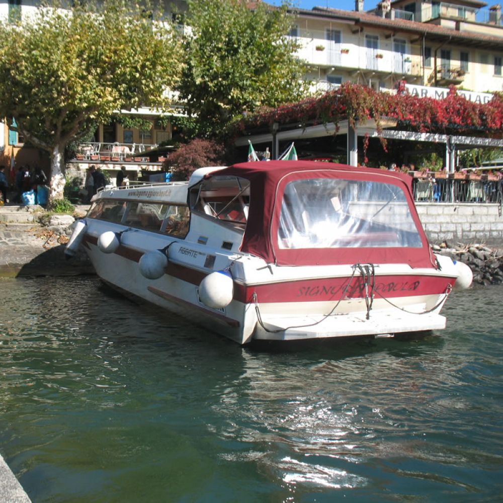 Motoscafo per gruppi a Isola Pescatori